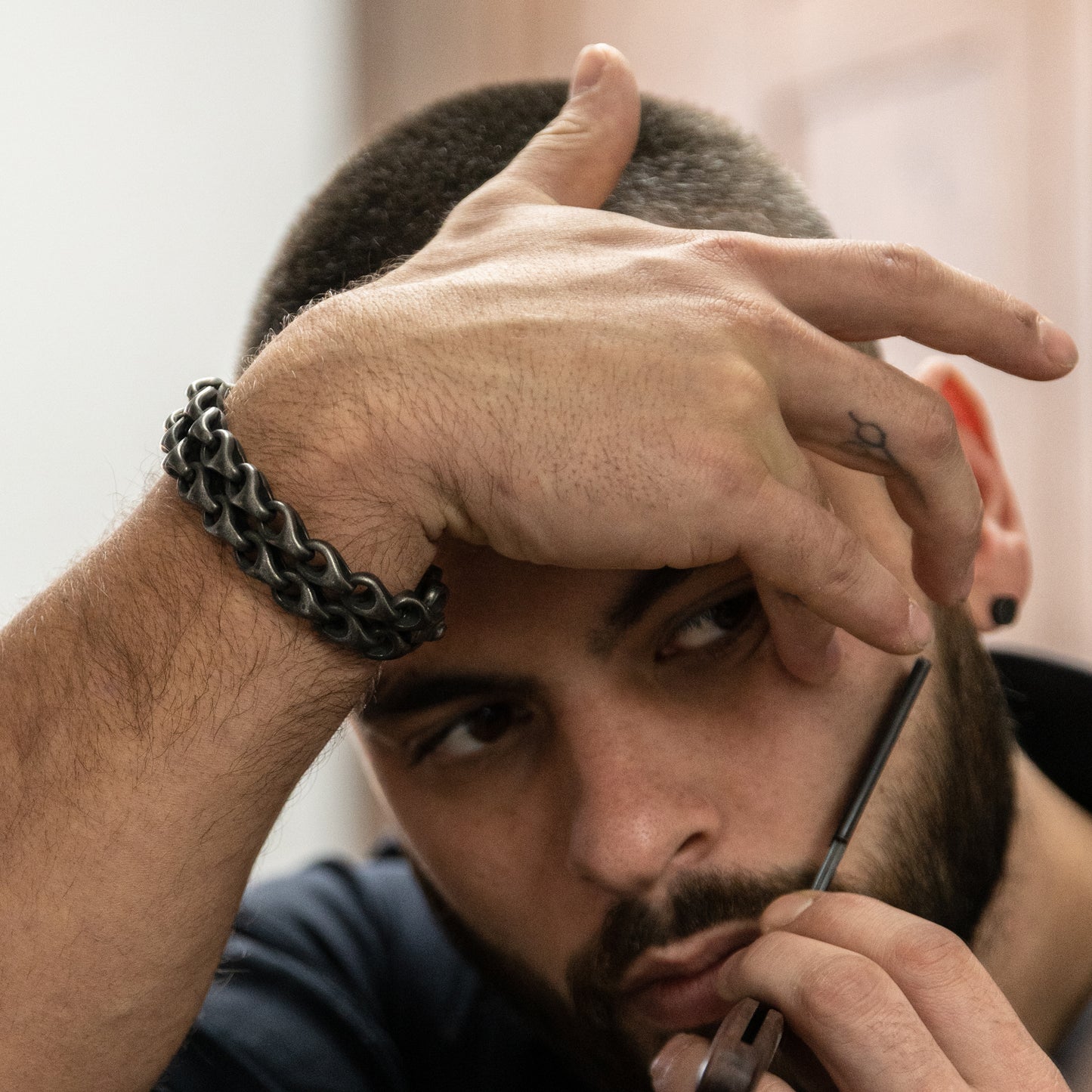 iXXXi Herrenarmband „New York“.