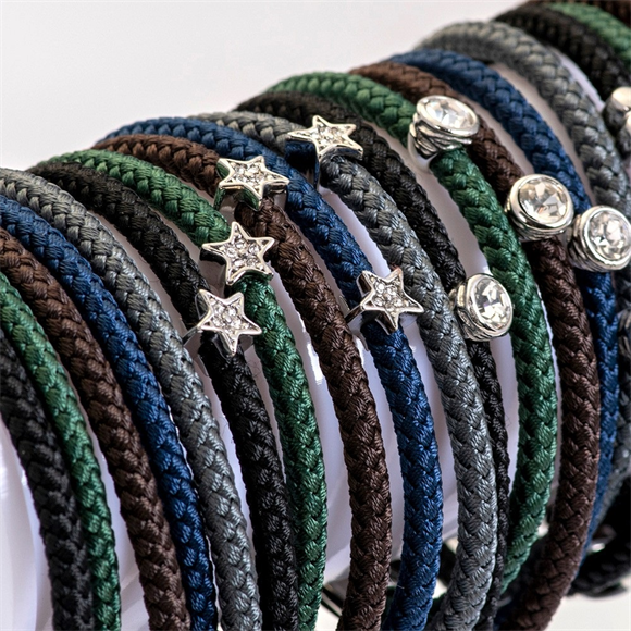 iXXXi-Schmuckarmband „Cosy Star“.