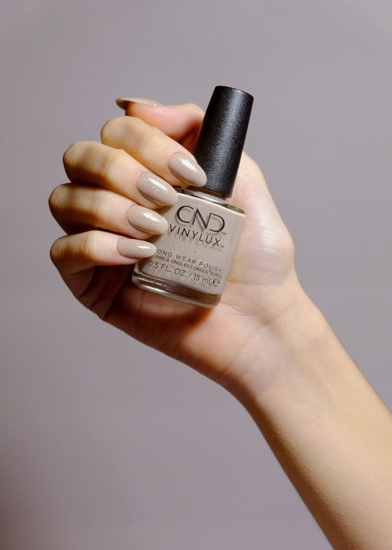 CND VINYLUX Bizarre Beauty Collection Sommer 2023